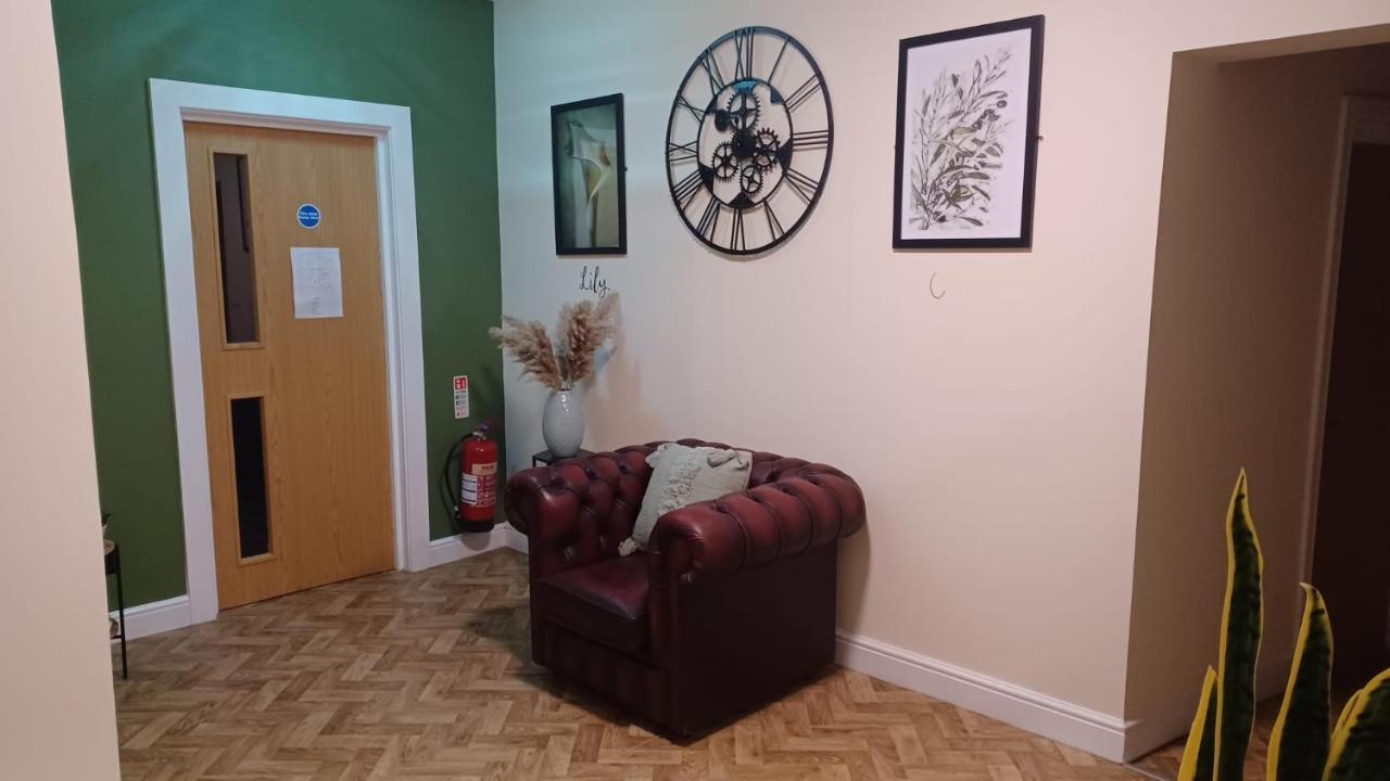 The Renishaw Rooms Exterior foto